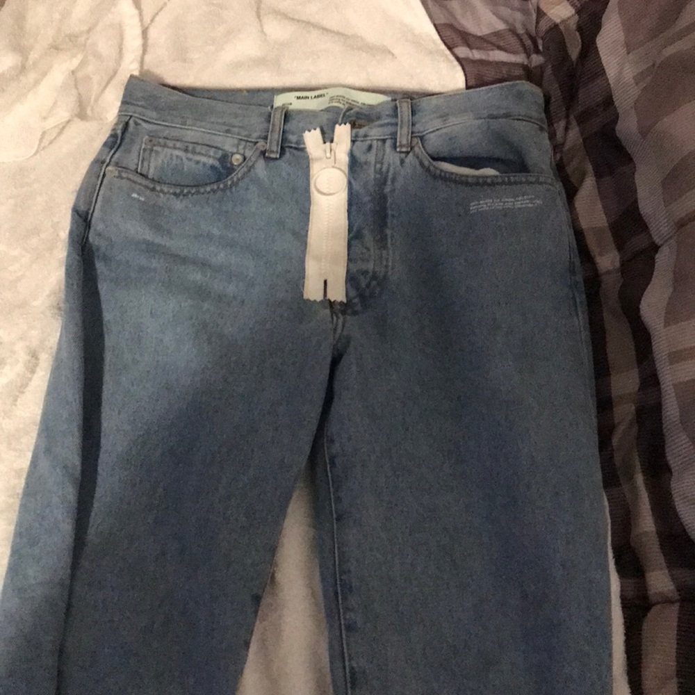Women’s off white grand